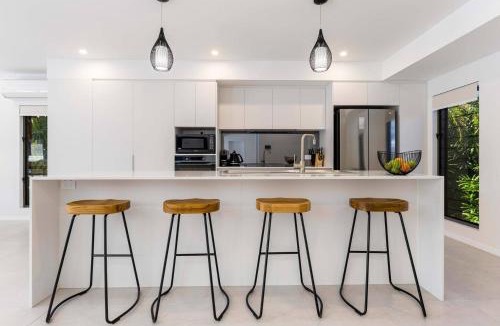 Palm Cove House | Raphari At The Cove - A Stunning Poolside Escape