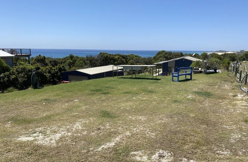 Orchid Beach House | Relax and unwind at Pacific Blue - 500m to Orchid Beach