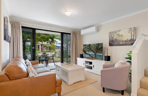 Noosaville Apartment | Relax and unwind in 2 Bedroom Townhouse