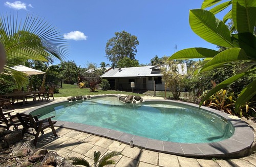 Yandina Creek House | Relaxing country homestead surrounded by nature and close to the coast
