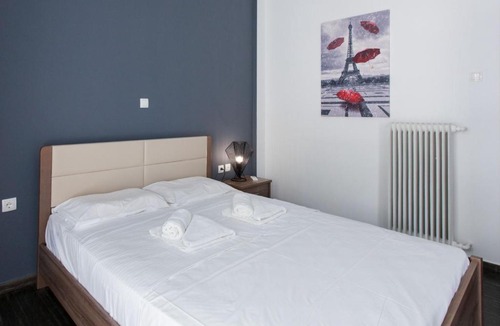 Athens City Centre Apartment | Renovated 2 bedroom apt in Larissis Railway Station and Metro