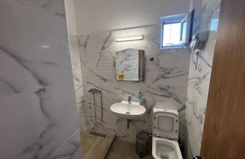 Loutra Ypatis Hotel | "Rex Πολίτη"