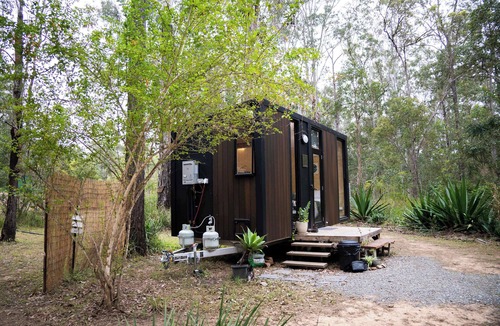 Glenwood House | Rocky Creek Escape by Tiny Away