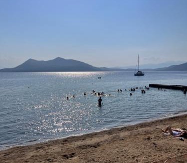Loutra Edipsou Apartment | RomanRest