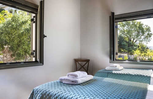Logarata Apartment | Romantic Villa at Myrtos Bay