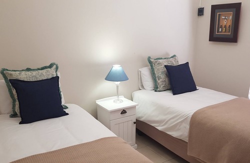 Calypso Beach House | Romoja