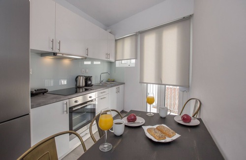 Koukaki Apartment | Roomy and comfortable apartment near Acropolis