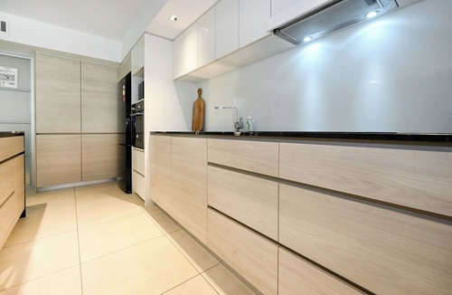 Sunshine Coast Apartment | Saffire Seaside Serenity
