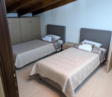 Kamena Vourla Apartment | Samaras Apartments in Kamena Vourla