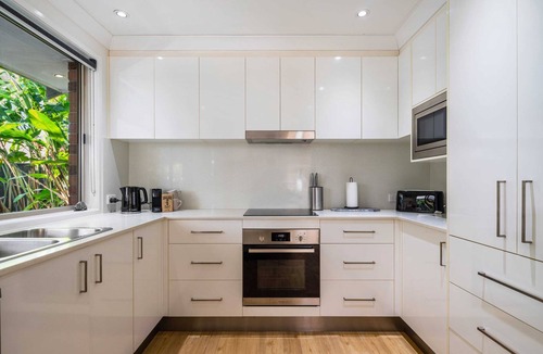 Wurtulla House | Sandy Dunes Retreat: Pet-Friendly Wutulla Home