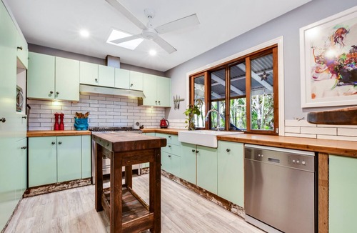 Marcoola House | Sandy Toes and Salty Kisses - Sunshine Coast