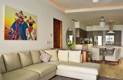 Amapas Condo | Sayan Beach Oceanfront Luxury Condo - Sleeps 6!