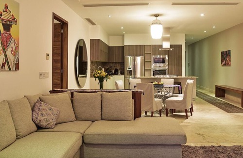 Amapas Condo | Sayan Beach Oceanfront Luxury Condo - Sleeps 6!