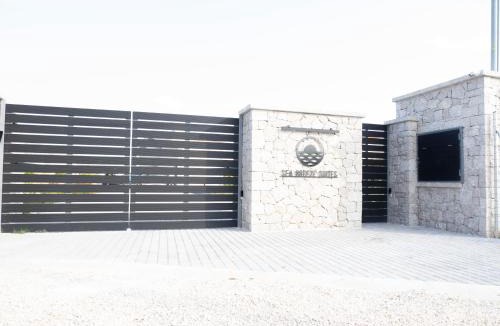 Kandia Villa | Sea breeze suites Mistral 4 per with private pool