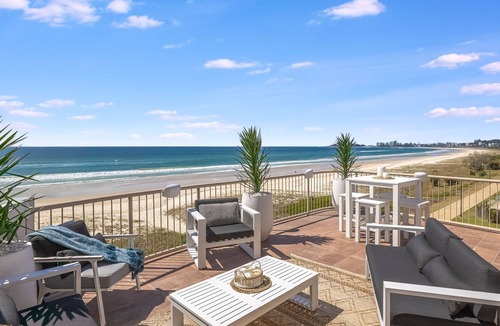 Tugun Apartment | Seacrest 9 - Absolute Beachfront Tugun - Linen Provided!
