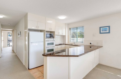 Moffat Beach Apartment | Seacrest Unit 2 Moffat Beach QLD
