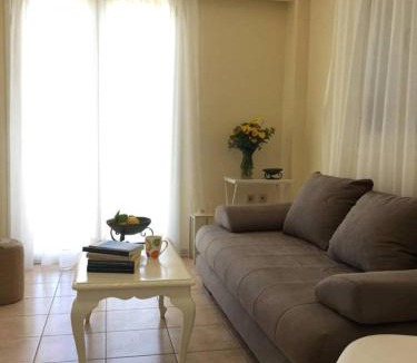 Kiveri Apartment | Seafront apartment in Kiveri, near Nafplion.
