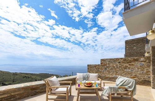 Batsi Villa | Seafront Sparkling Dream - Ameli Androck Retreat
