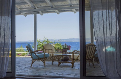 Imathia Region House | Seafront Villa with Stunning views