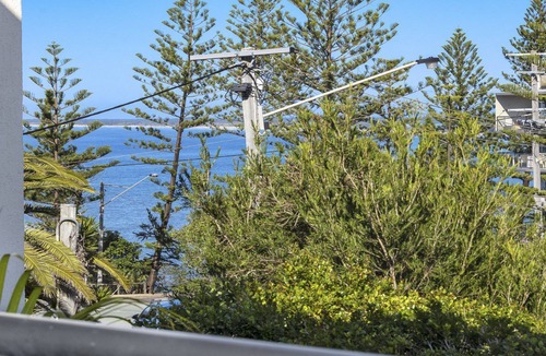 Kings Beach Apartment | Sealanes Unit 8 Kings Beach QLD