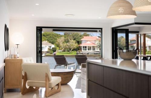 Noosaville House | Seamount Quay 22