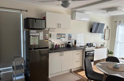 Agnes Water Apartment | Seascape Retreat - Time to Slow Down - Suits Couples or Family with Kids with 2 sleeping spaces