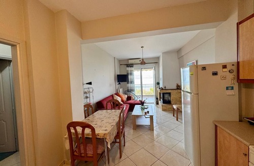 Kamena Vourla Apartment | Seaside 2-bedroom flat with Panoramic View, in front of the sea!