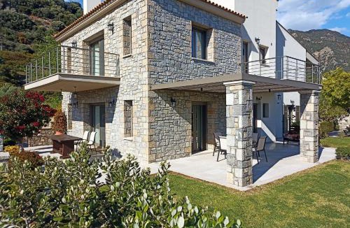 Dorida House | Seaside retreat house