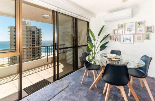 Main Beach Apartment | Seaside Serenity Ocean Views & Pool