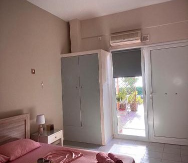 Anavyssos Apartment | Seaview Apartments