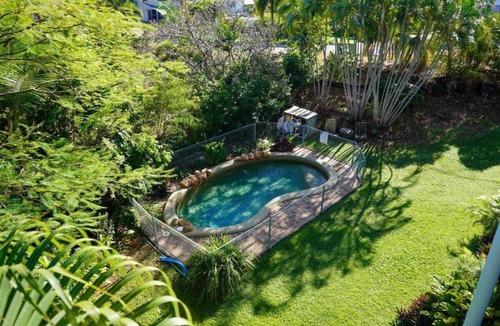 Belgian Gardens Apartment | Seaviews and Privacy