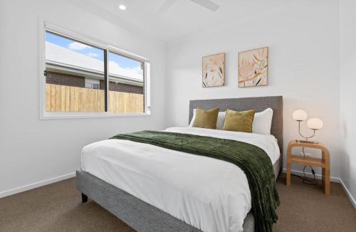 Victoria Point House | Secluded 4Bed Retreat Mins to Beaches and Wineries
