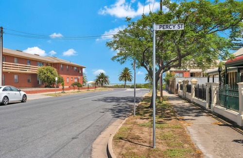 Semaphore House | Semaphore Hideaway
