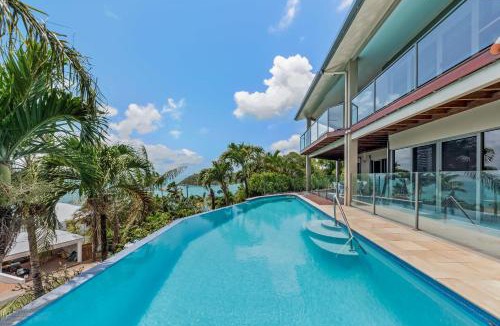 Shute Harbour House | Shutehaven Villa