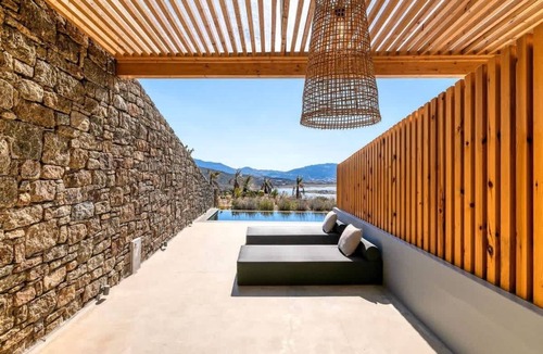 Mykonos Apartment | Signature Suite II – Panormos Bay