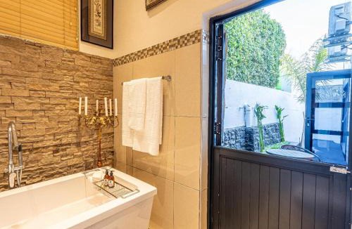 Napier House | Sir Napier Boutique Guest House