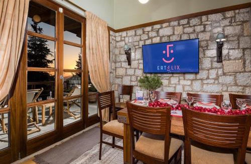 Arachova Villa | Sky Shades Villa in Arachova