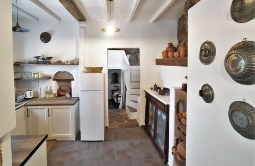 Skiros House | Skyros BnB, ANNA House in Brooke
