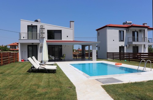 Skotina House | Small beautifully located resort with private pools.