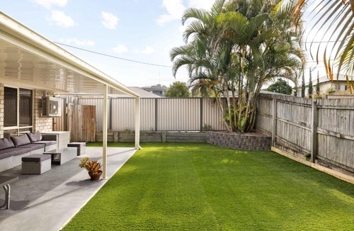 Acacia Ridge Apartment | Smart Suites Self Check-in Apartments - S Stockport