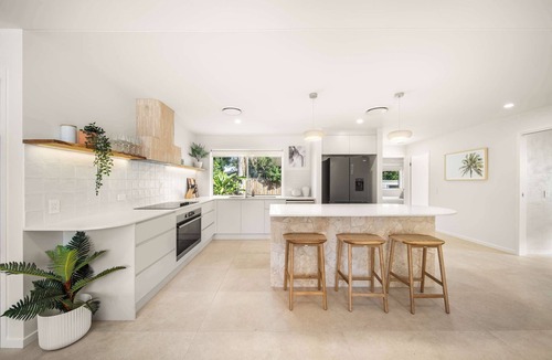 Mooloolaba House | Solara Escape Mooloolaba, Pool + Pet-Friendly Home