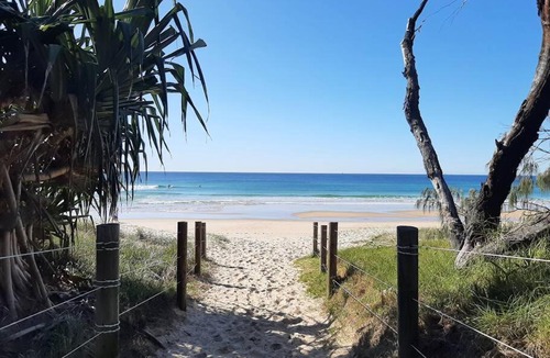 Marcoola House | SONNYS PLACE! 1 Bedroom private studio Marcoola Sunshine Coast