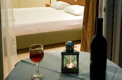 Rovies Hotel | Souris