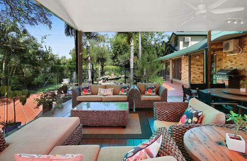 Tallai House | Spacious 4-Bed Hinterland Luxury Escape with Pool
