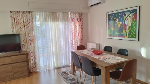 Khalandrion Apartment | Spacious flat ideal for families