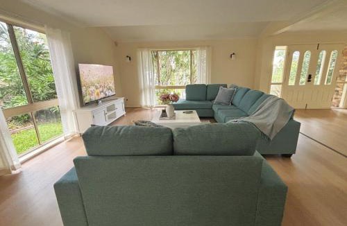 Shailer Park Villa | Spacious home in Shailer Park