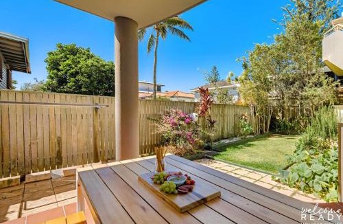 Dicky Beach House | Spacious Seaside Oasis on Dicky Beach