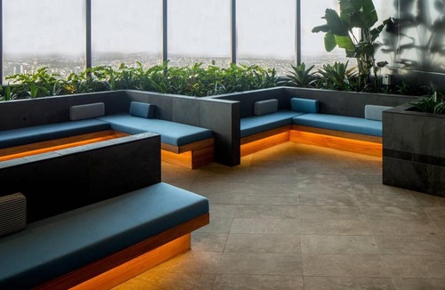 Brisbane Central Business District Apartment | Spectacular City Views; Pool And Free Parking