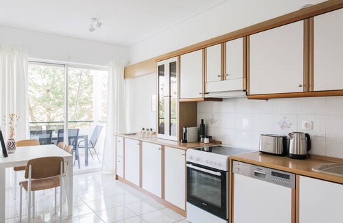 Khalandrion Apartment | Splendid 3BR close to Olympic Stadium