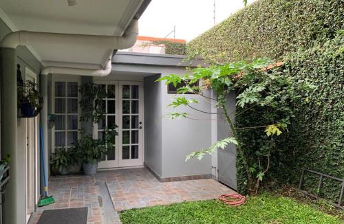 Agonia Bed & Breakfast | Stada San Jose Airport Hotel